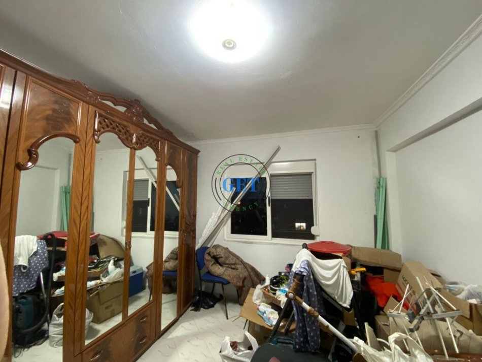 Durres, shitet apartament 2+1 Kati 5, 85 m² 96.000 € (Sheshi Pranvera)