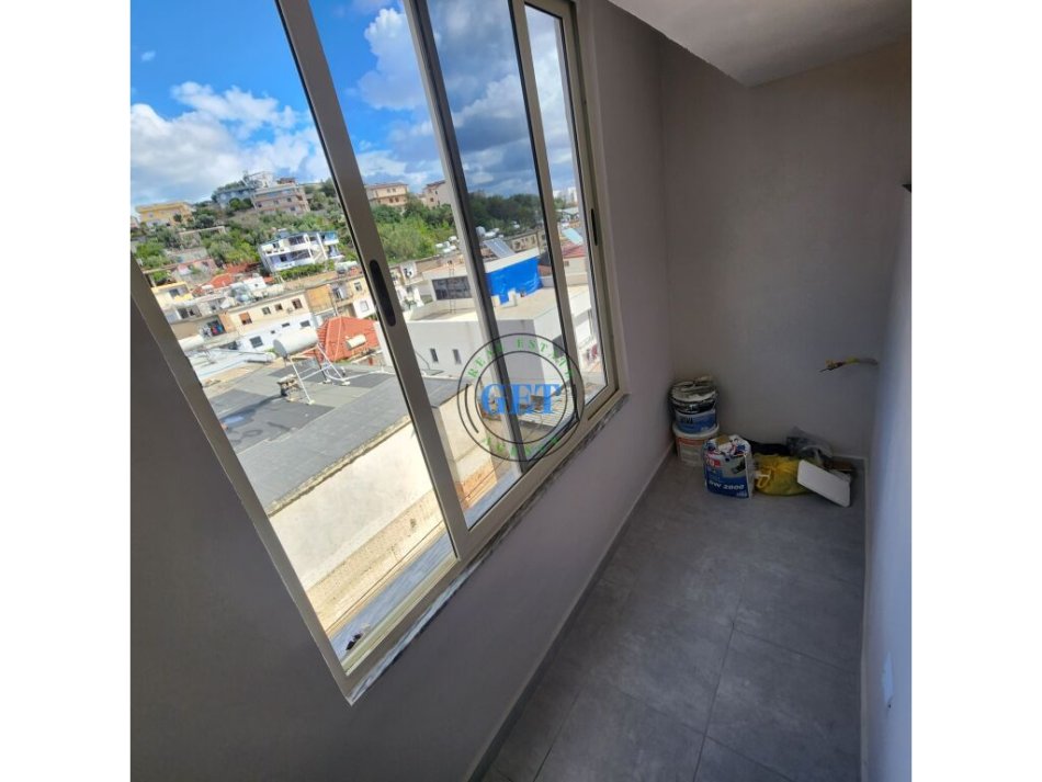 Durres, shitet apartament 1+1 Kati 5, 55 m² 55.000 € (Çezma e ferrës)
