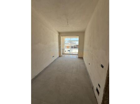 Tirane, shitet apartament 1+1 Kati 8, 61 m² 125.000 € (pas Concord Center, Rruga 5 Maji, Tiranë AREA44444)