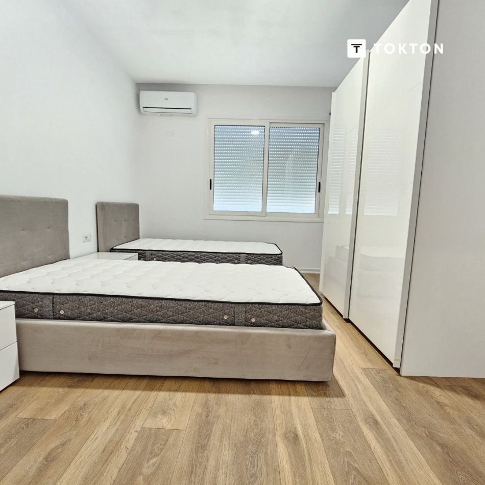 Vlore, shitet apartament 2+1 Kati 4, 129 m² 173.700 € (Qendër, Vlorë, TT 1476)