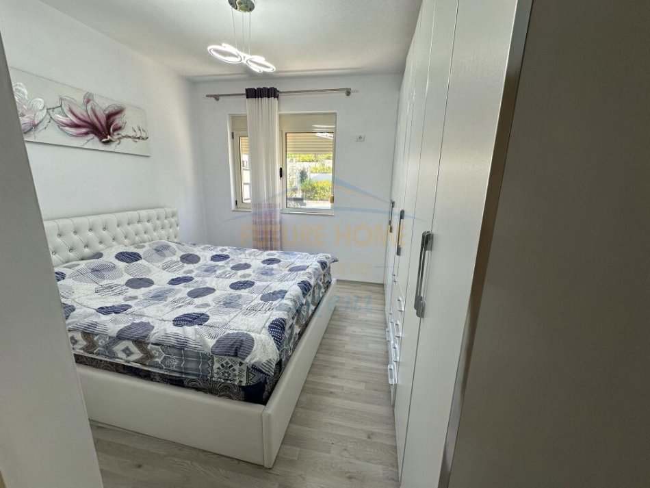 Tirane, shitet apartament 2+1+Ballkon Kati 3, 100 m² 198.000 € (Liqeni i Thate)