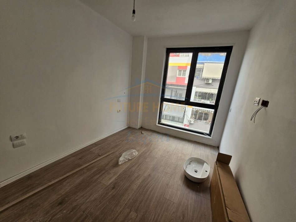 Tirane, shitet apartament 2+1+Ballkon , 113 m² 248.000 € (Kopshti Zoologjik)