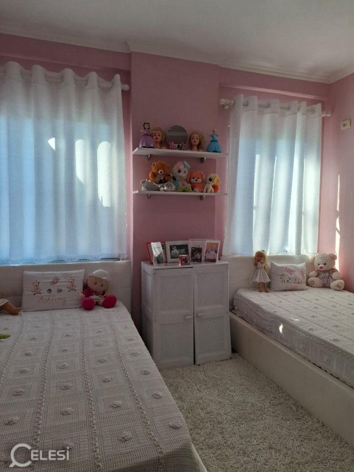 Tirane, shitet apartament 3+1+Ballkon , 135 m² 197.000 € (Astir)