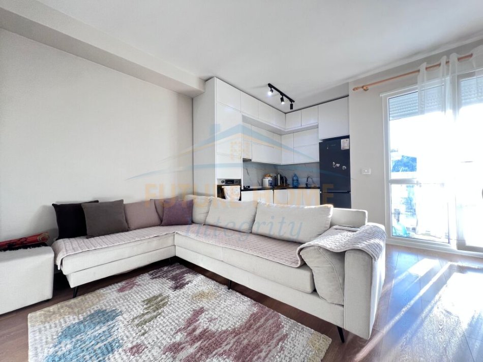 Tirane, shitet apartament 2+1 , 149.000 € (SELITE)