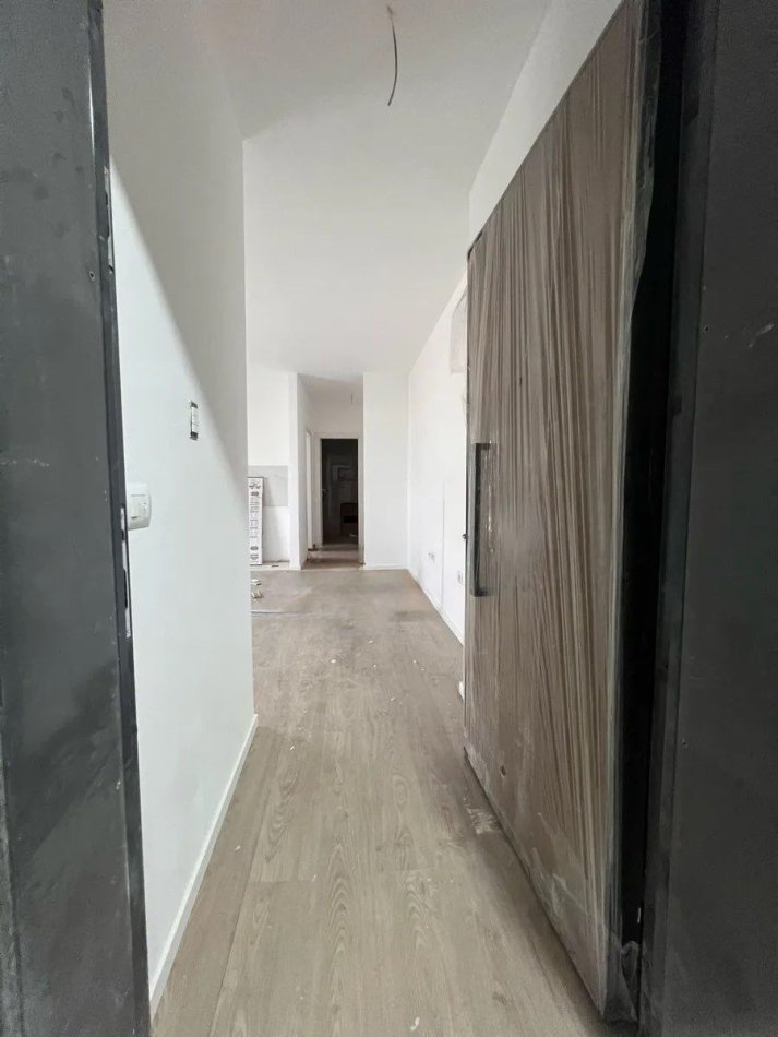 Tirane, shitet apartament 1+1 Kati 3, 49 m² 75.000 € (Selite)