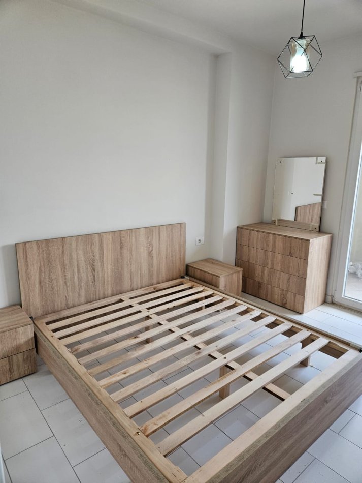 Tirane, jepet me qera apartament 1+1 Kati 11, 70 m² 450 € (Tirana Golden Park)
