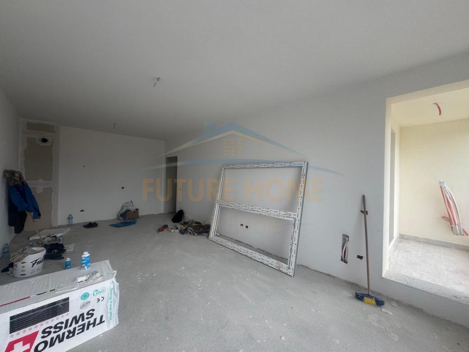 Tirane, shitet apartament 2+1 Kati 1, 98 m² 73.913 € (KAMEZ)