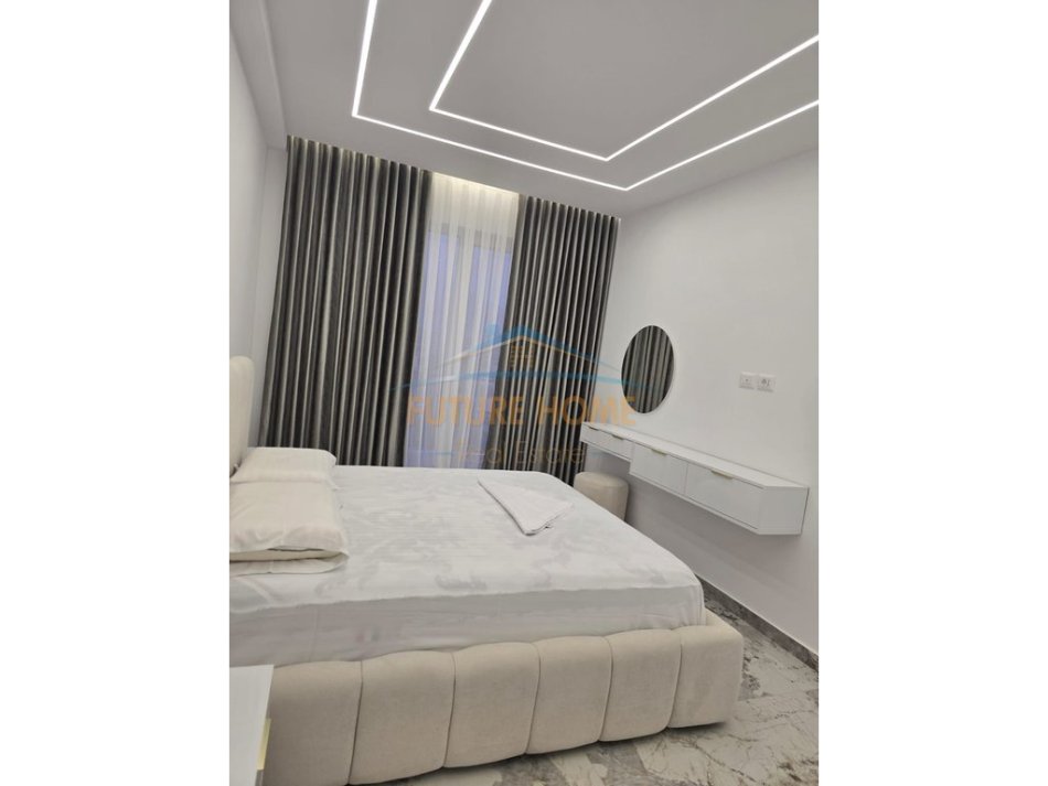 Tirane, jepet me qera apartament 1+1 Kati 5, 75 m² 500 € 