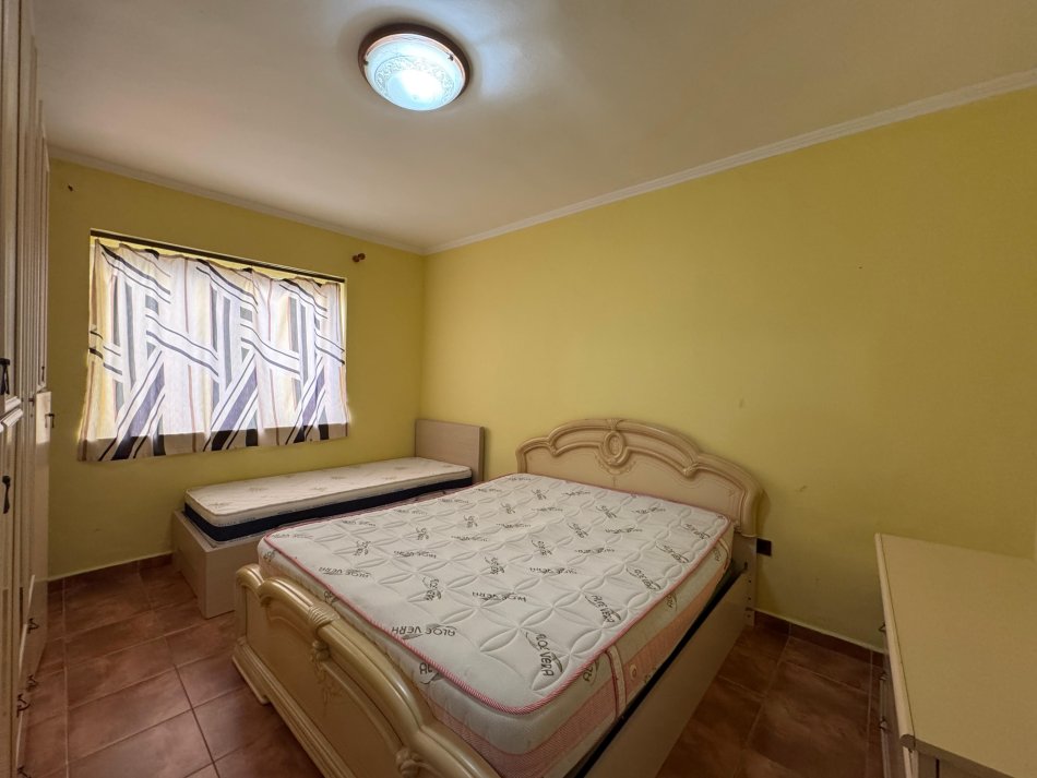 Tirane, jepet me qera apartament 1+1 Kati 5, 60 m² 500 € (Komuna e Parisit)