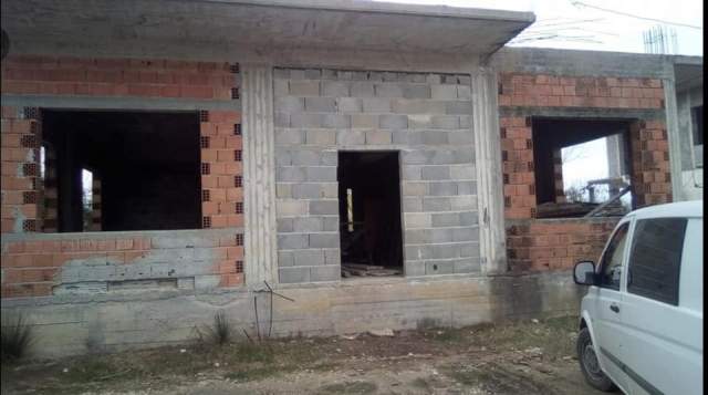 Vlore, shitet shtepi Kati -1, 200 m² 75.000 Euro