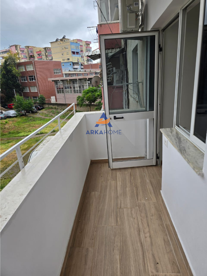 JEPET APARTAMENT ME QERA 1+1+BALLKON 70 m² 500 € (DON BOSKO)