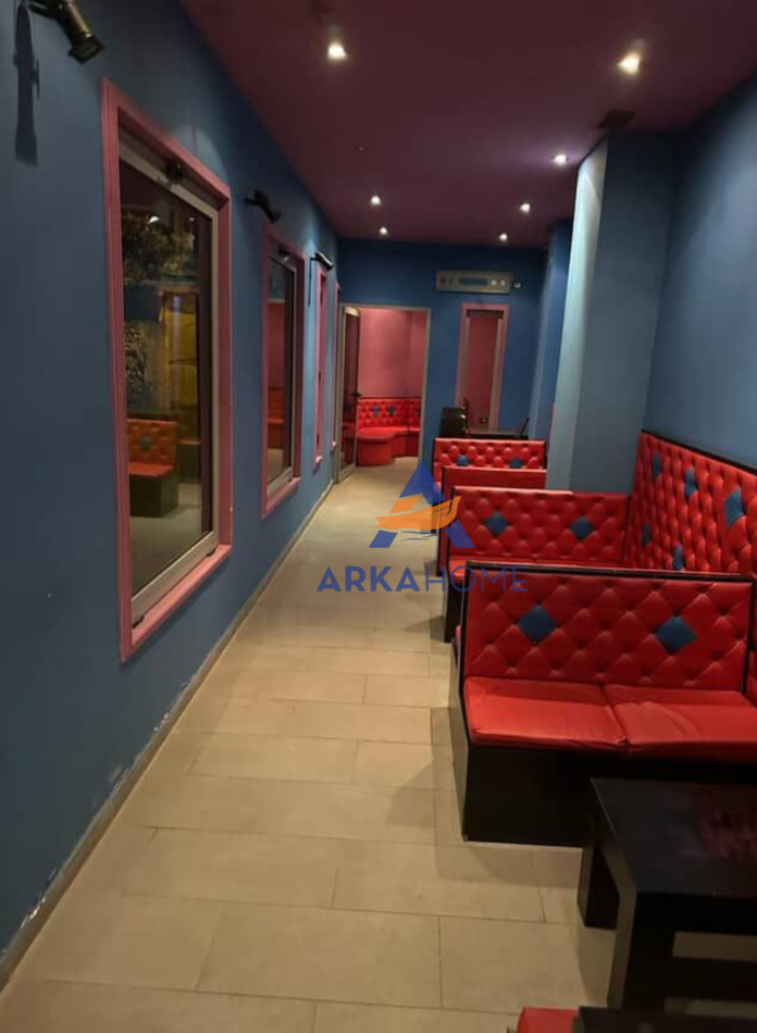 Tirane, jepet me qera ambjent biznesi Kati -1, 204 m² 1.500 € (MEDRESE)