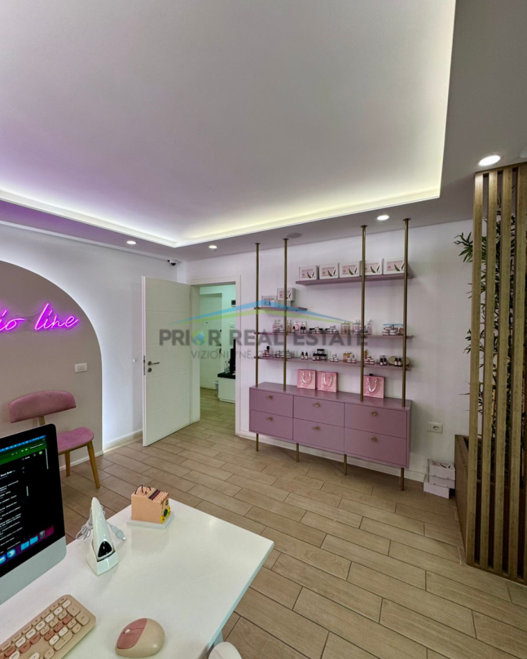 Tirane, jepet me qera ambjent biznesi Kati 2, 68 m² 750 € (Vasil Shanto)