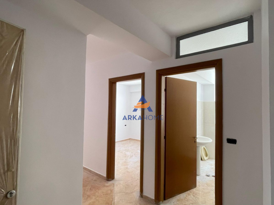 Tirane, shitet apartament 2+1+Ballkon Kati 4, 94 m² 145.000 € 