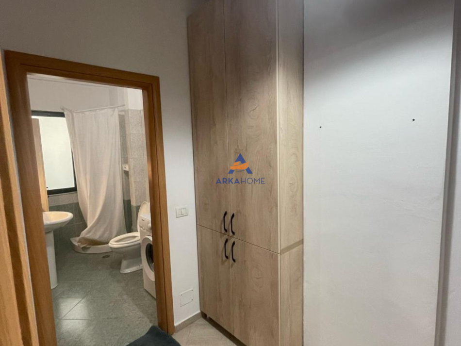 Tirane, jepet me qera 1+1+Ballkon Kati 3, 63 m² 450 € (PRANE RRUGES TEODOR RUZVELT)