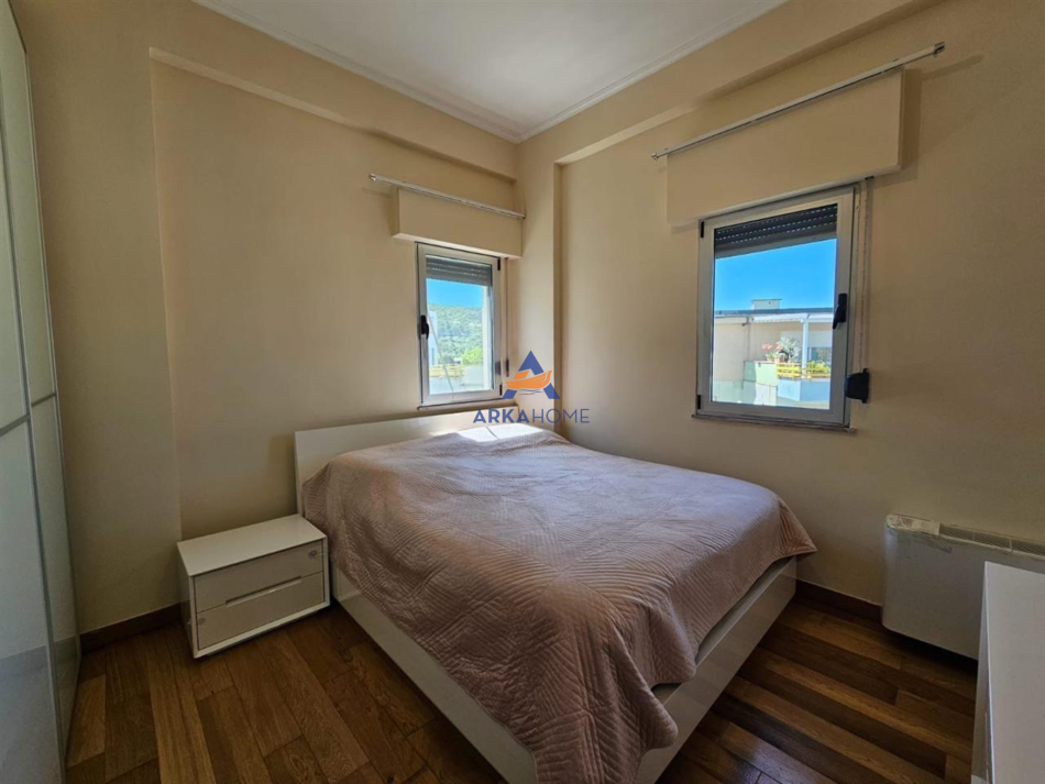 Tirane, shitet 2+1+Ballkon Kati 3, 115 m² 295.000 € (LIQENI I THATE)