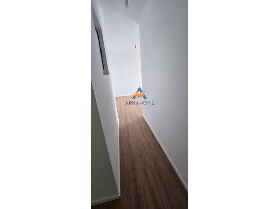 Tirane, shitet apartament 1+1+Ballkon Kati 7, 53 m² 115.000 € (TE RRUGA IRFAN TOMINI,PERBALL KOMPLEKSIT DELIJORGJI)