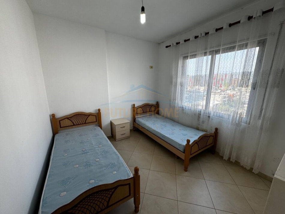 Tirane, shitet apartament 2+1+Ballkon Kati 5, 96 m² 140.000 € (UNAZA E RE)