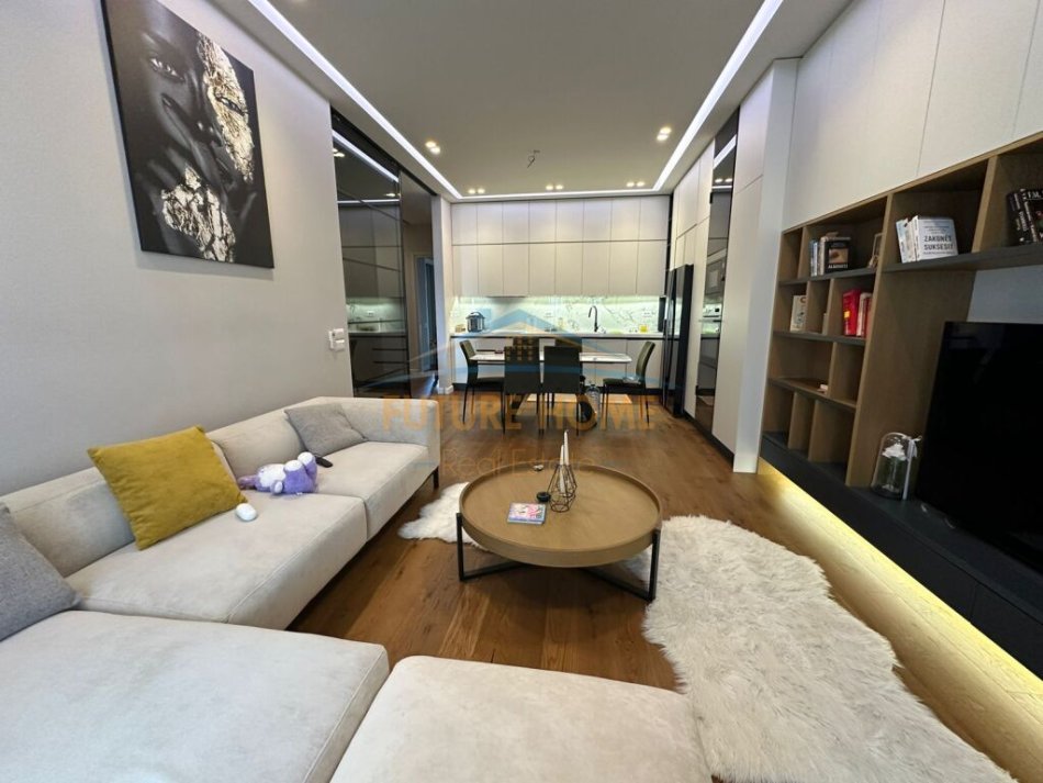 Tirane, jepet me qera apartament 2+1+Aneks+Ballkon Kati 10, 120 m² 1.300 € (Rruga e Kavajes)