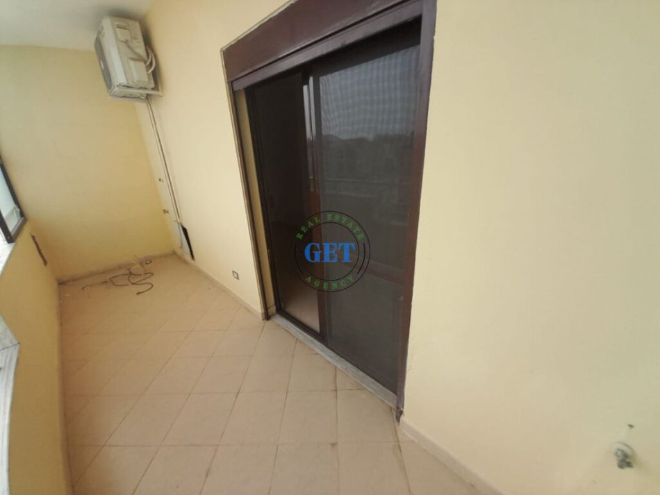Durres, shitet apartament 2+1+Ballkon Kati 9, 105 m² 90,000 € (Ish Rajoni i Policise)