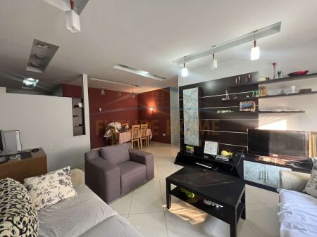 Tirane, shitet apartament 2+1 Kati 6, 112 m² 154.000 € (UNAZA E RE)