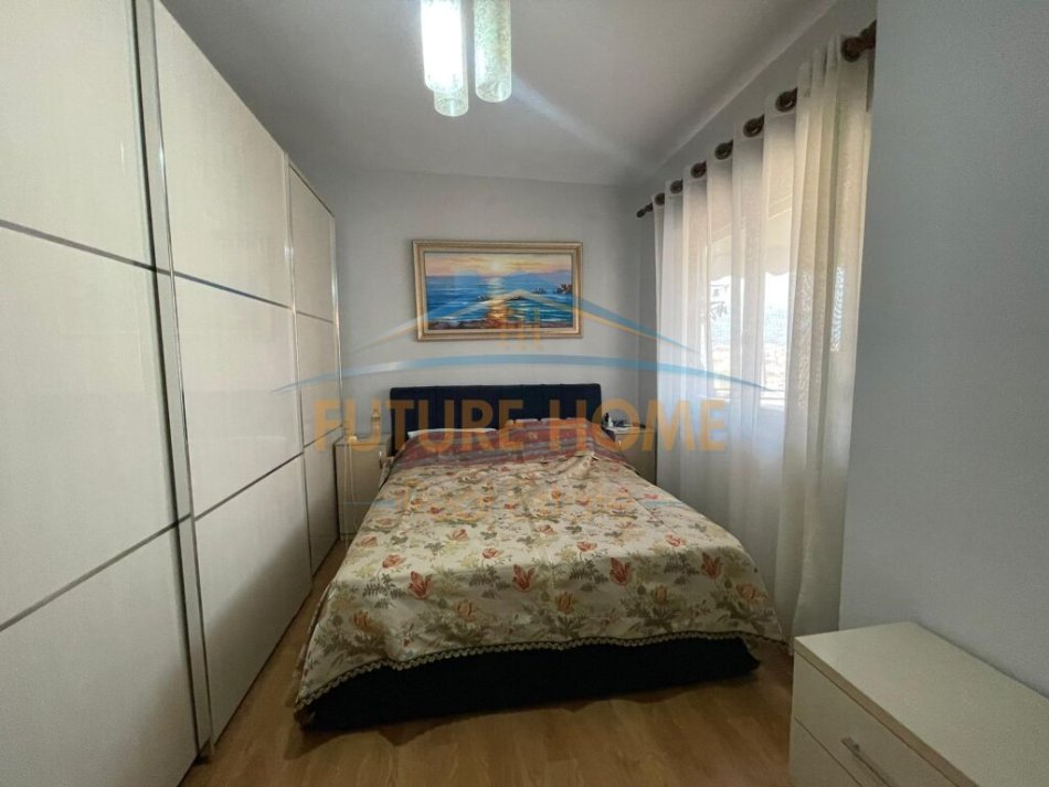 Tirane, shitet apartament 1+1 Kati 16, 52 m² 159.000 € (QENDER)
