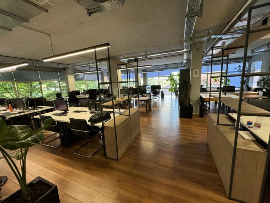 Tirane, shitet Kati 1, 514 m² 1.550.000 € 