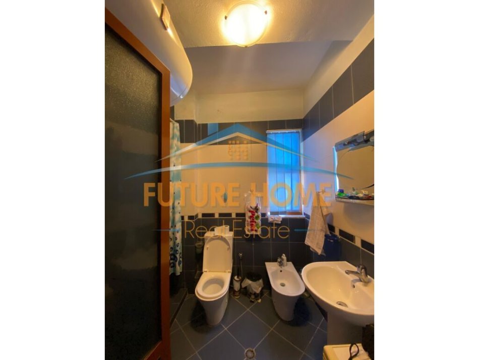 Tirane, shitet apartament 2+1+Ballkon Kati 4, 108 m² 125.000 € (Unaza e Re)