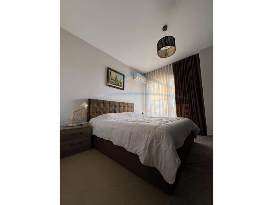 Tirane, shitet apartament 2+1+Ballkon Kati 5, 118 m² 160.000 € (Unaza e Re)