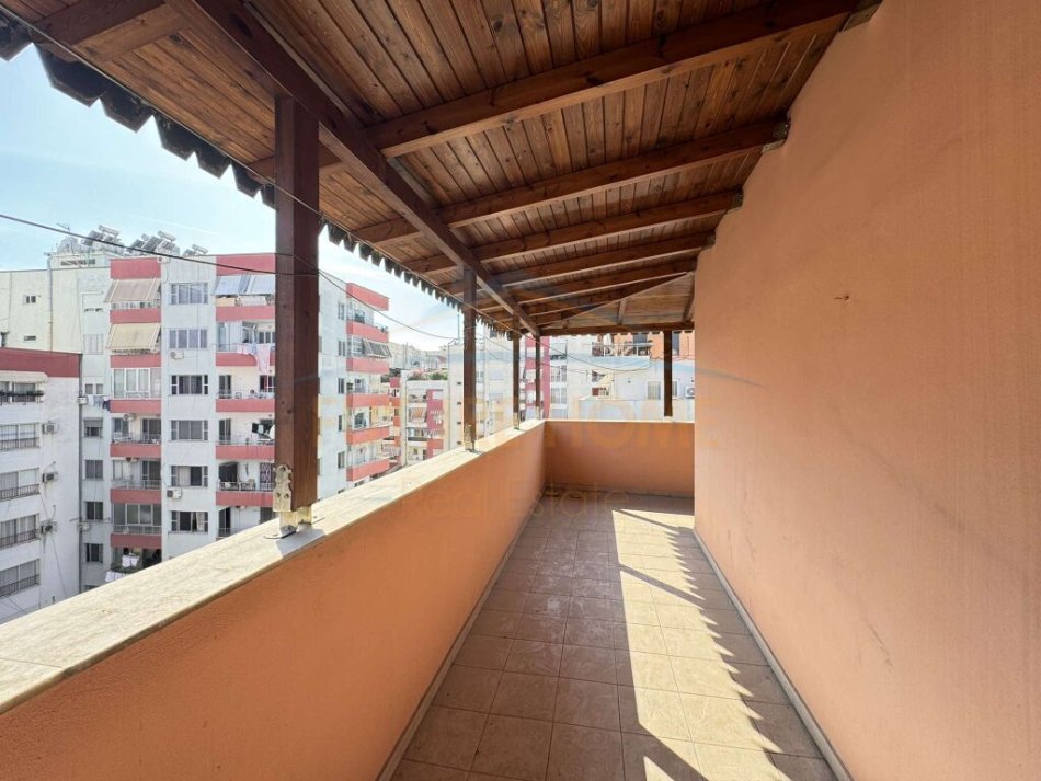 Tirane, shitet apartament 2+1 Kati 6, 114 m² 145.000 € (YZBERISHT)