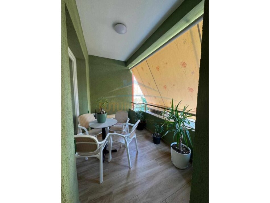 Tirane, shitet apartament 2+1+Aneks+Ballkon Kati 3, 110 m² 200.000 € (Rrugen Gjin Gjergji,)