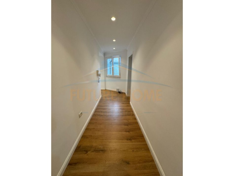 Tirane, shitet apartament 3+1 Kati 2, 120 m² 220.000 € (Kinostudio)