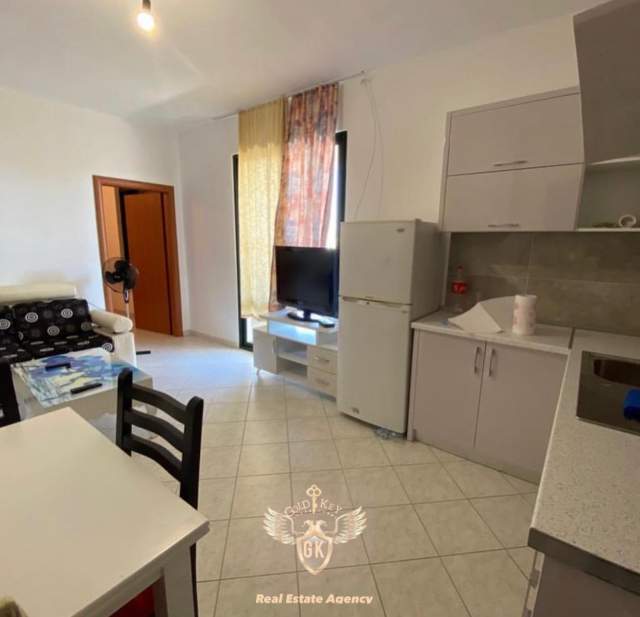 Durres, jap me qera apartament 1+1+BLK Kati 9, 75 m² 220 Euro (🏡Lagja 13,Plazh Durres)