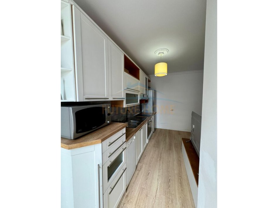 Tirane, shitet apartament 1+1+Aneks+Ballkon , 63 m² 195.000 € (STADIUMI AIR ALBANIA)