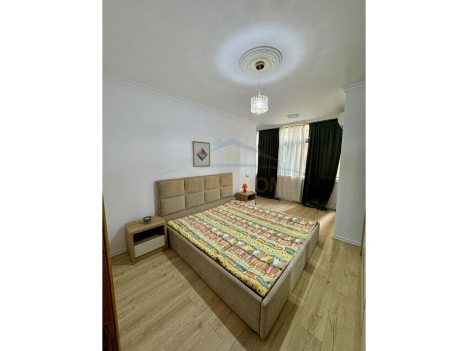 Tirane, shitet apartament 1+1+Aneks+Ballkon , 63 m² 195.000 € (STADIUMI AIR ALBANIA)