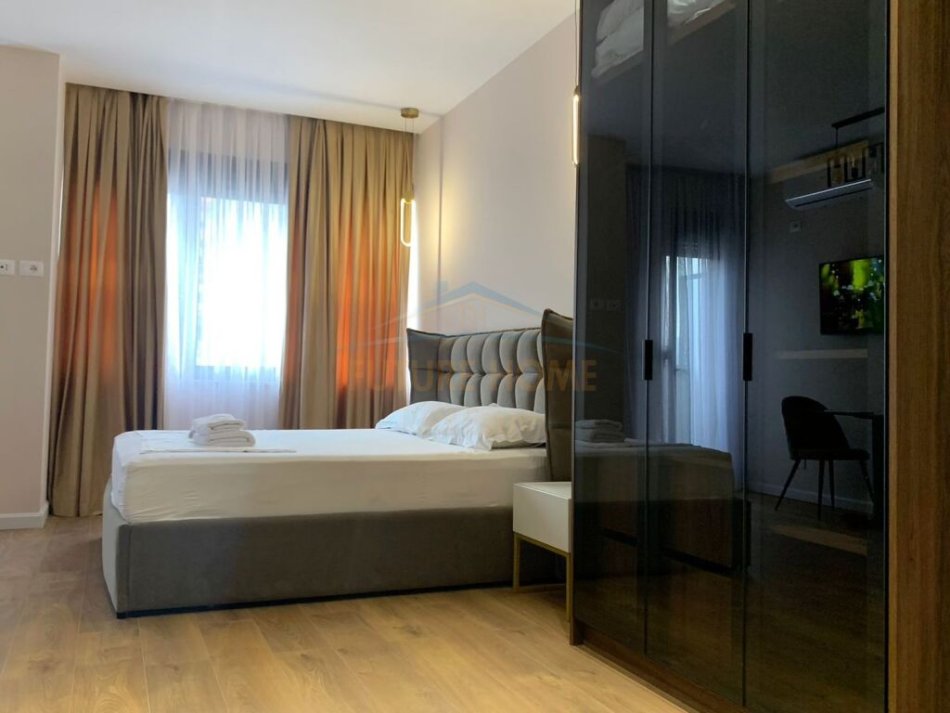 Tirane, jepet me qera garsonier Kati 0, 600 € (Rruga Qemal Stafa)