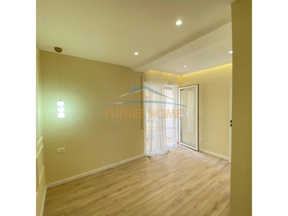 Tirane, shitet apartament 1+1 Kati 2, 54 m² 119.000 € (KOMUNA E PARISIT)