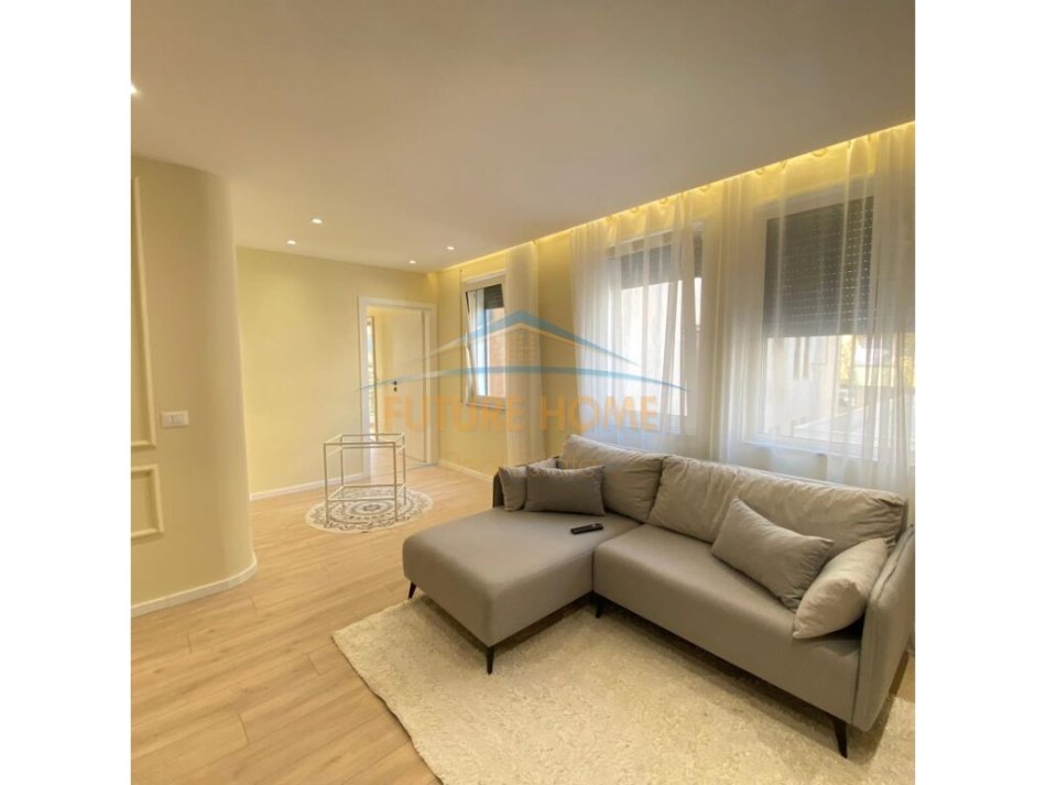 Tirane, shitet apartament 1+1 Kati 2, 54 m² 119.000 € (KOMUNA E PARISIT)