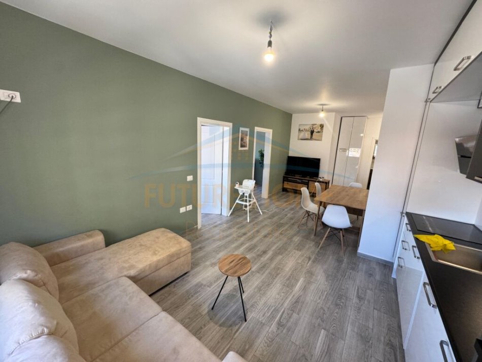Durres, shitet apartament 2+1 Kati 7, 86 m² 135.000 € (Plazh rrota e kuqe, Durres.)