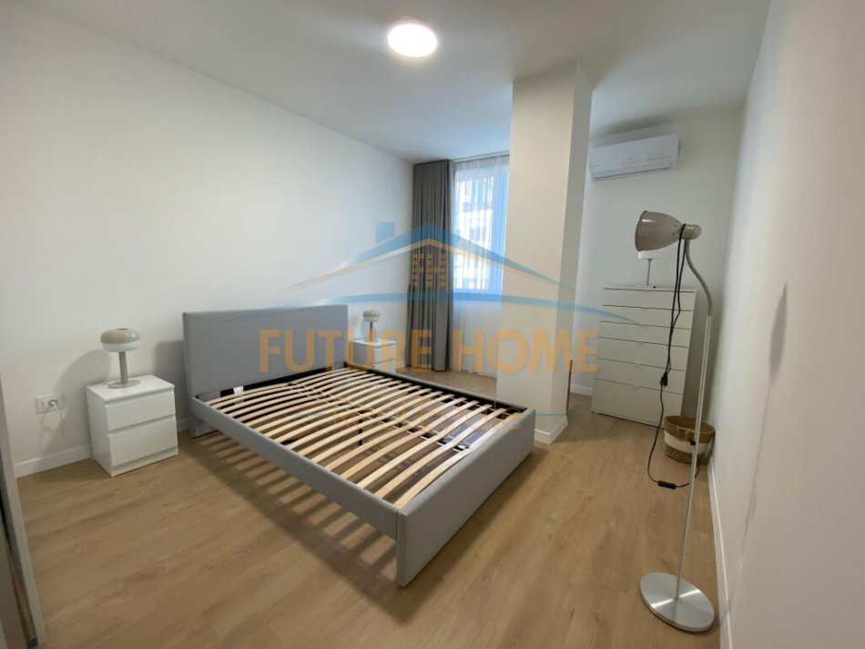 Tirane, jepet me qera apartament 3+1+Ballkon Kati 8, 158 m² 1.500 € (BULEVARDI ZOGU I)