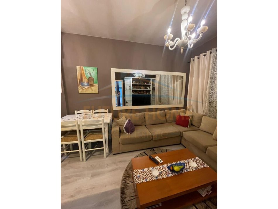 jepet me qera apartament Kati 4, 90 m² 900 €