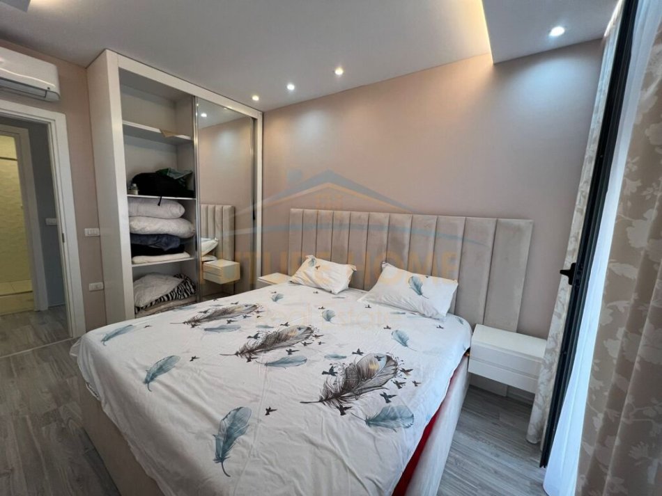 Tirane, shitet apartament 3+1+Ballkon Kati 1, 132 m² 260.000 € (FIORI DI BOSCO)