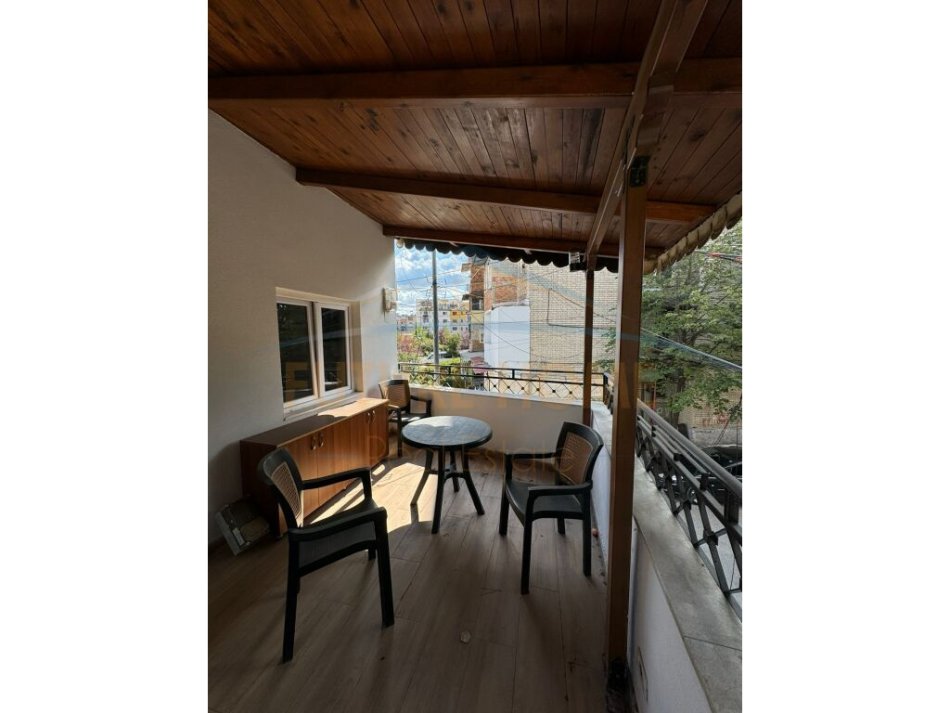 Tirane, shitet 3+1 Kati 2, 120 m² 220.000 € (Kinostudio)