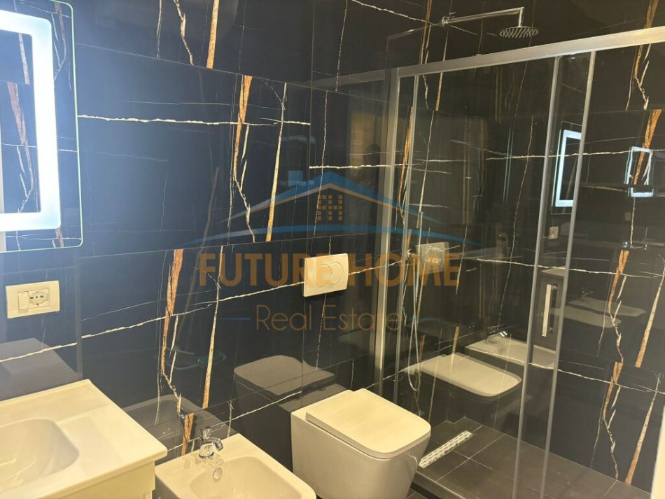 Vlore, shitet apartament 3+1+Ballkon Kati 0, 72.000 € (Vlore)