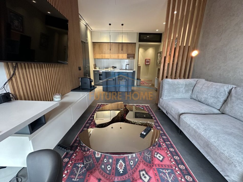 Tirane, jepet me qera apartament 1+1+Ballkon Kati 2, 73 m² 900 € (Kompleksi Deliorgji)