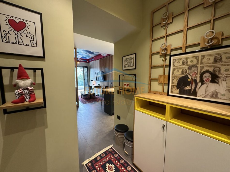 Tirane, jepet me qera apartament 1+1+Ballkon Kati 2, 73 m² 900 € (KOMPLEKSI DELIJORGJI)
