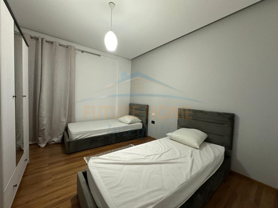 Tirane, jepet me qera apartament 2+1 Kati 9, 110 m² 500 € (Unaza re)
