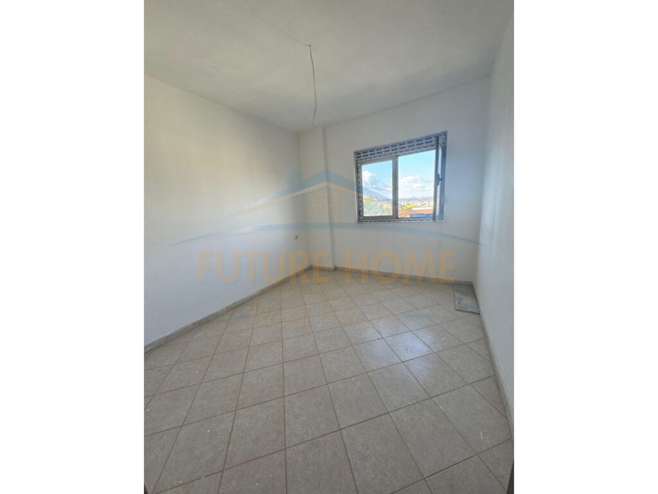 Tirane, shitet 1+1 Kati 6, 57 m² 53.000 € (Rruga e Thesarit)