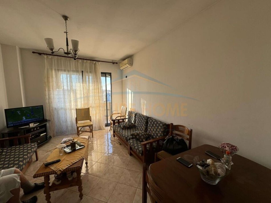 Tirane, shitet apartament 2+1 Kati 8, 104 m² 120.000 € (unaza e re)