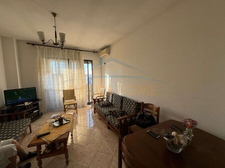 Tirane, shitet apartament 2+1 Kati 8, 104 m² 125.000 € (UNAZA E RE)